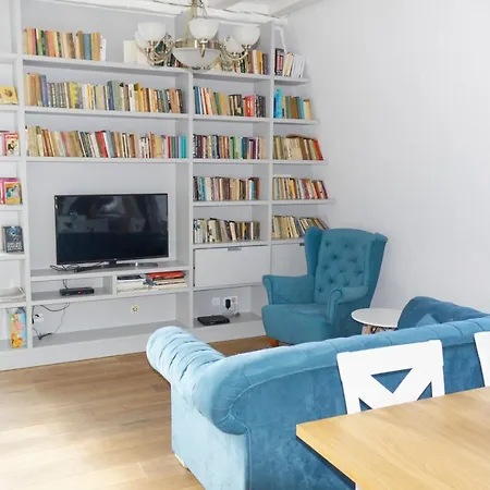 Hexus - Swidnicka - Centrum Rynek * Вроцлав